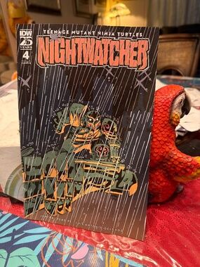Comics TEENAGE MUTANT NINJA TURTLES NIGHTWATCHER #